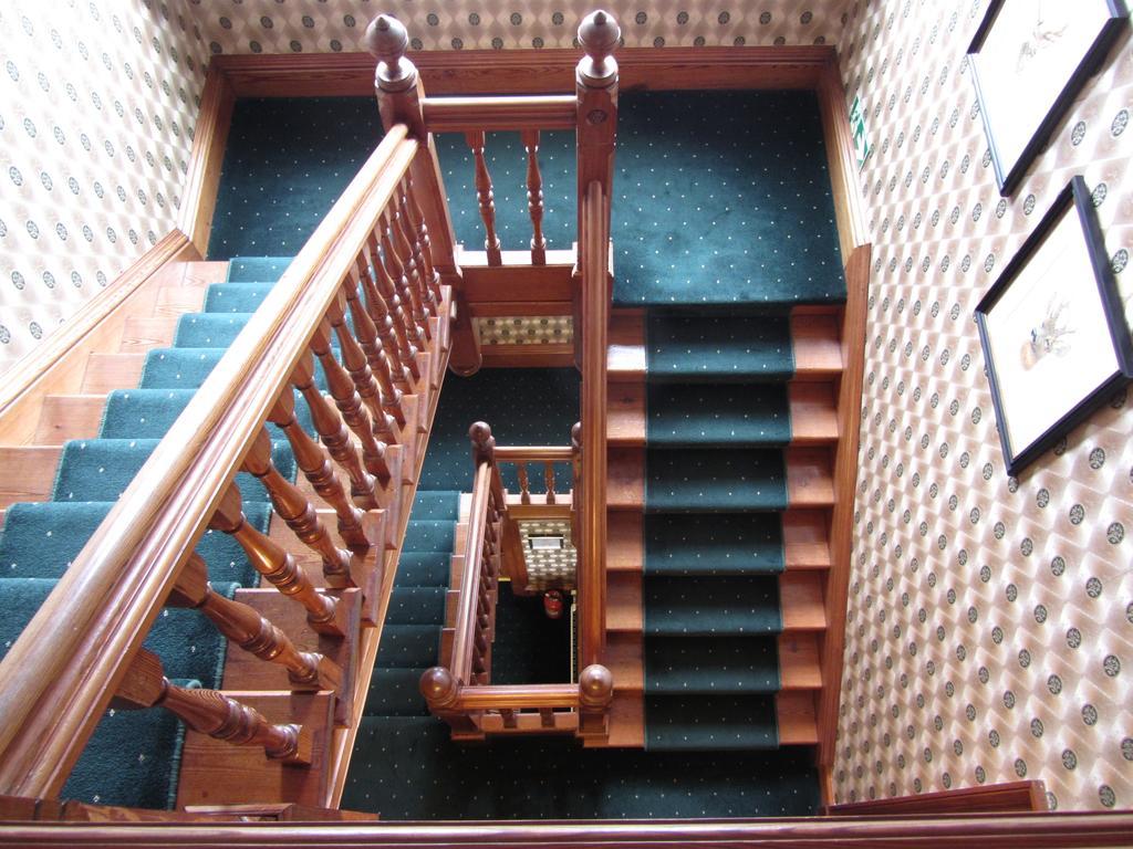 Rossmor Bed & Breakfast Grantown-on-Spey Exterior photo