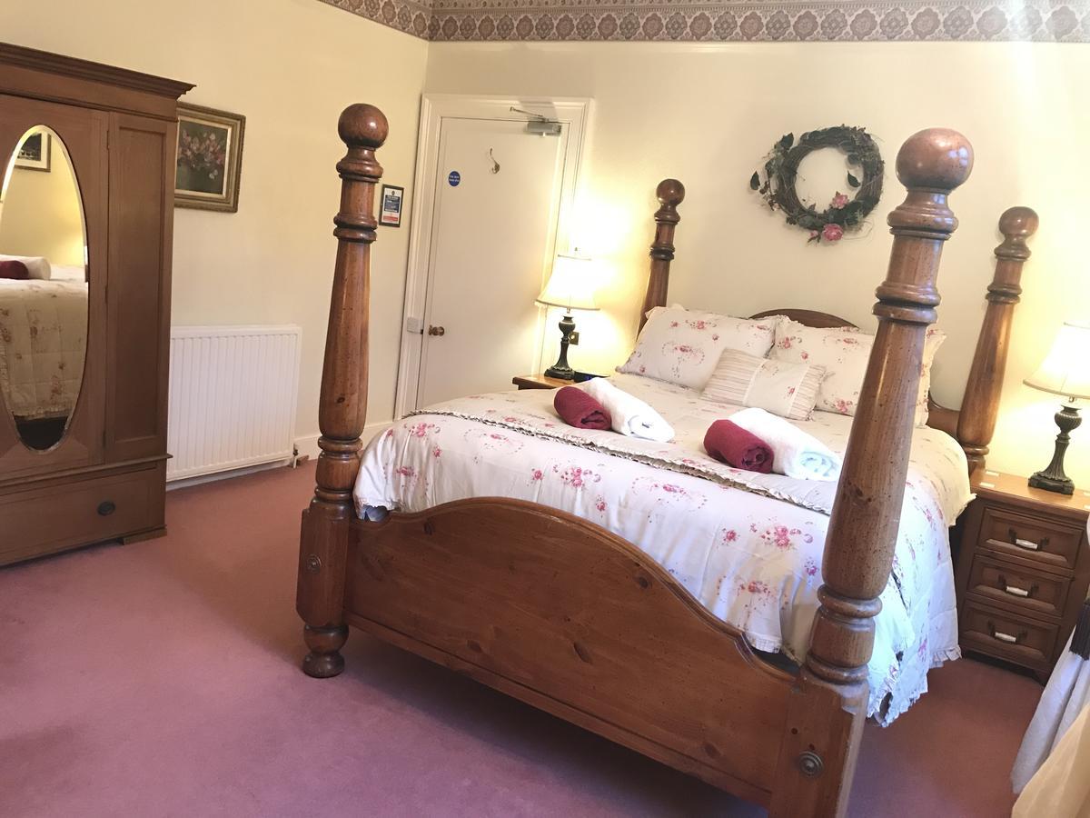 Rossmor Bed & Breakfast Grantown-on-Spey Exterior photo
