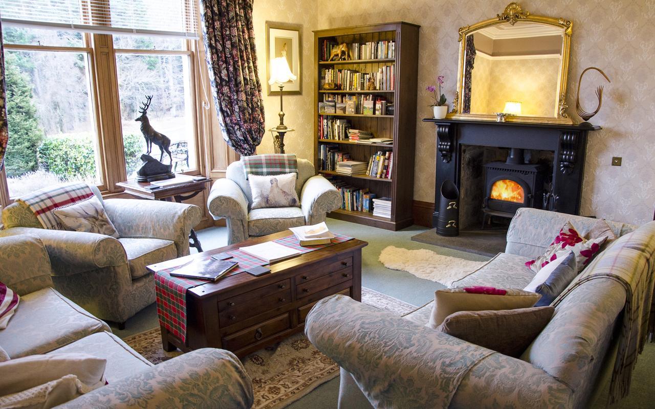 Rossmor Bed & Breakfast Grantown-on-Spey Exterior photo