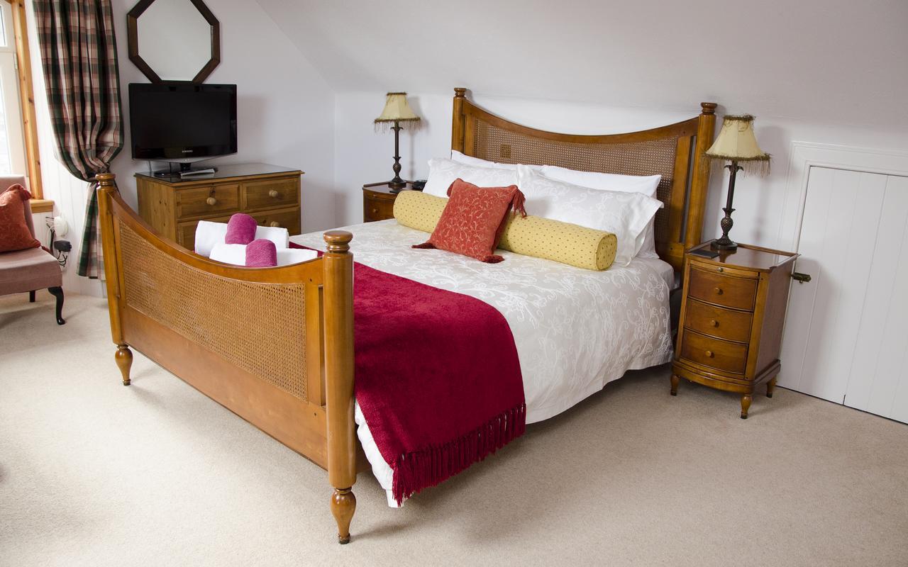 Rossmor Bed & Breakfast Grantown-on-Spey Exterior photo