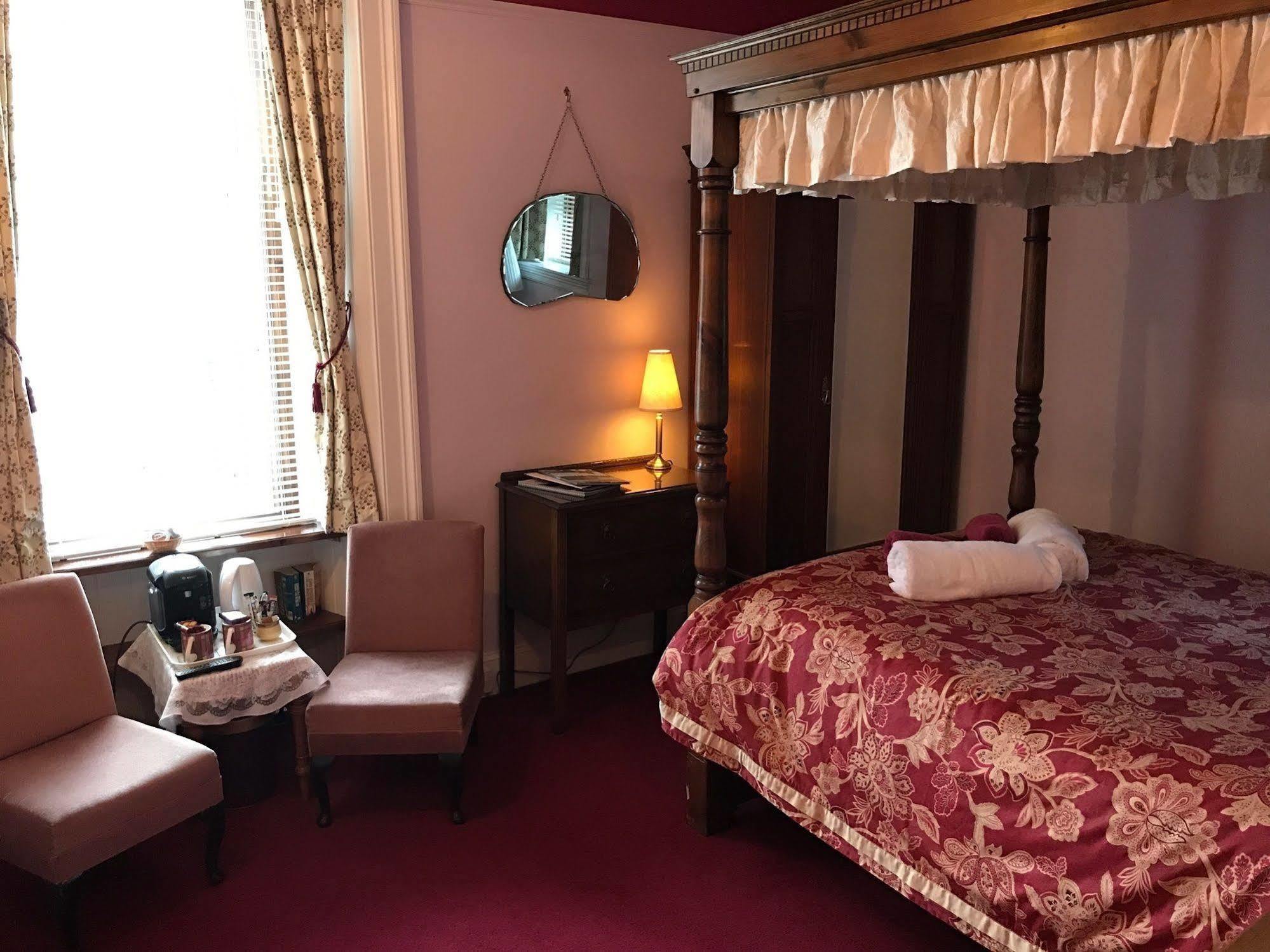 Rossmor Bed & Breakfast Grantown-on-Spey Exterior photo
